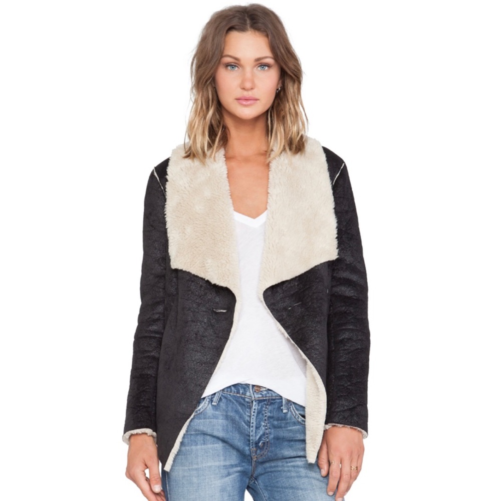 BB Dakota Faux Shearling Open Front Jacket | Size XS | Navy/Tan